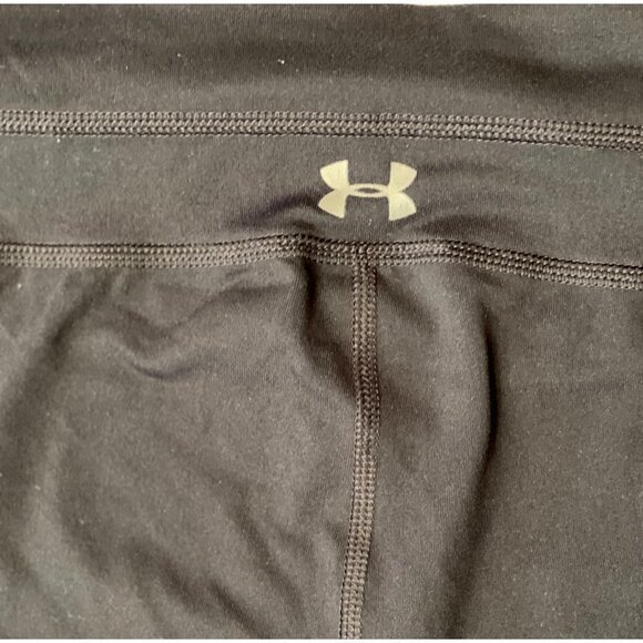 UNDER ARMOUR Women's Activewear Leggings Pants Size XS/S Black White Cropped EUC - Picture 7 of 9